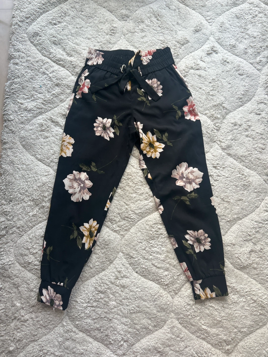 Dynamite Jogger Pants - Size Small - photo 3