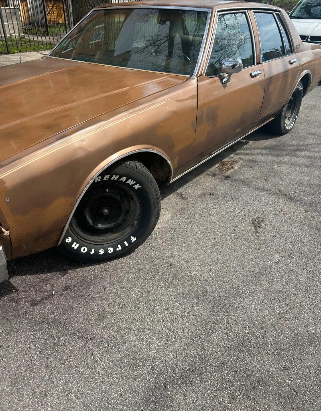 1985 box Chevy impala - photo 2