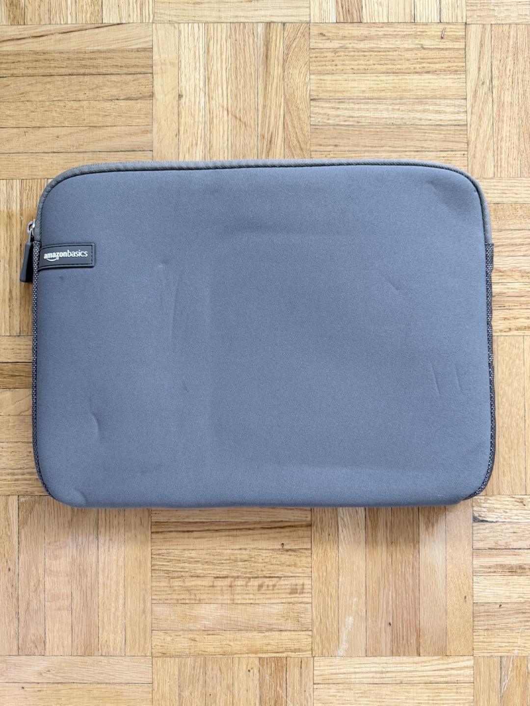 Amazon Basics Laptop Pouch for 14 in laptop or MacBook Air