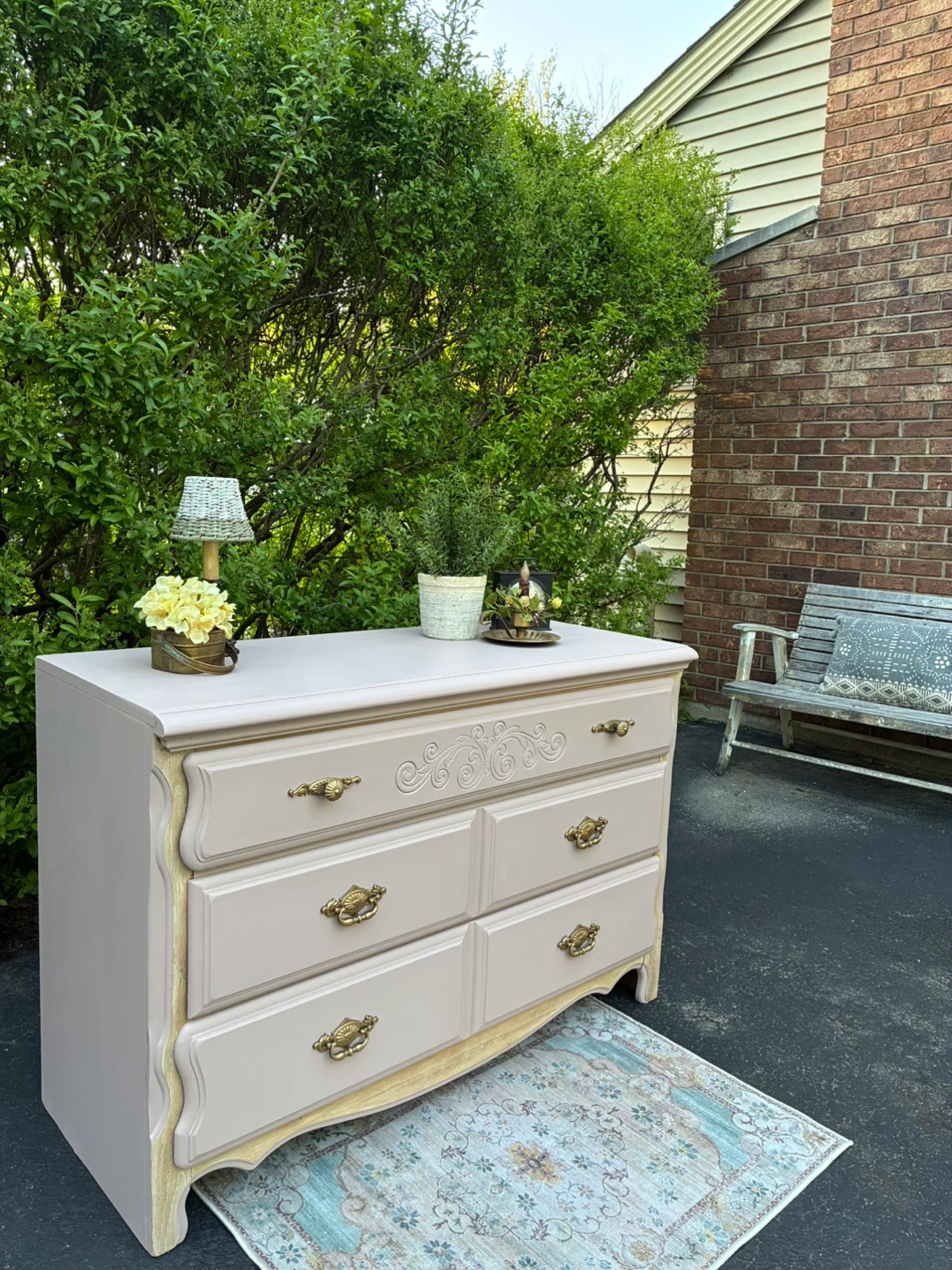 Vintage Dresser - photo 2