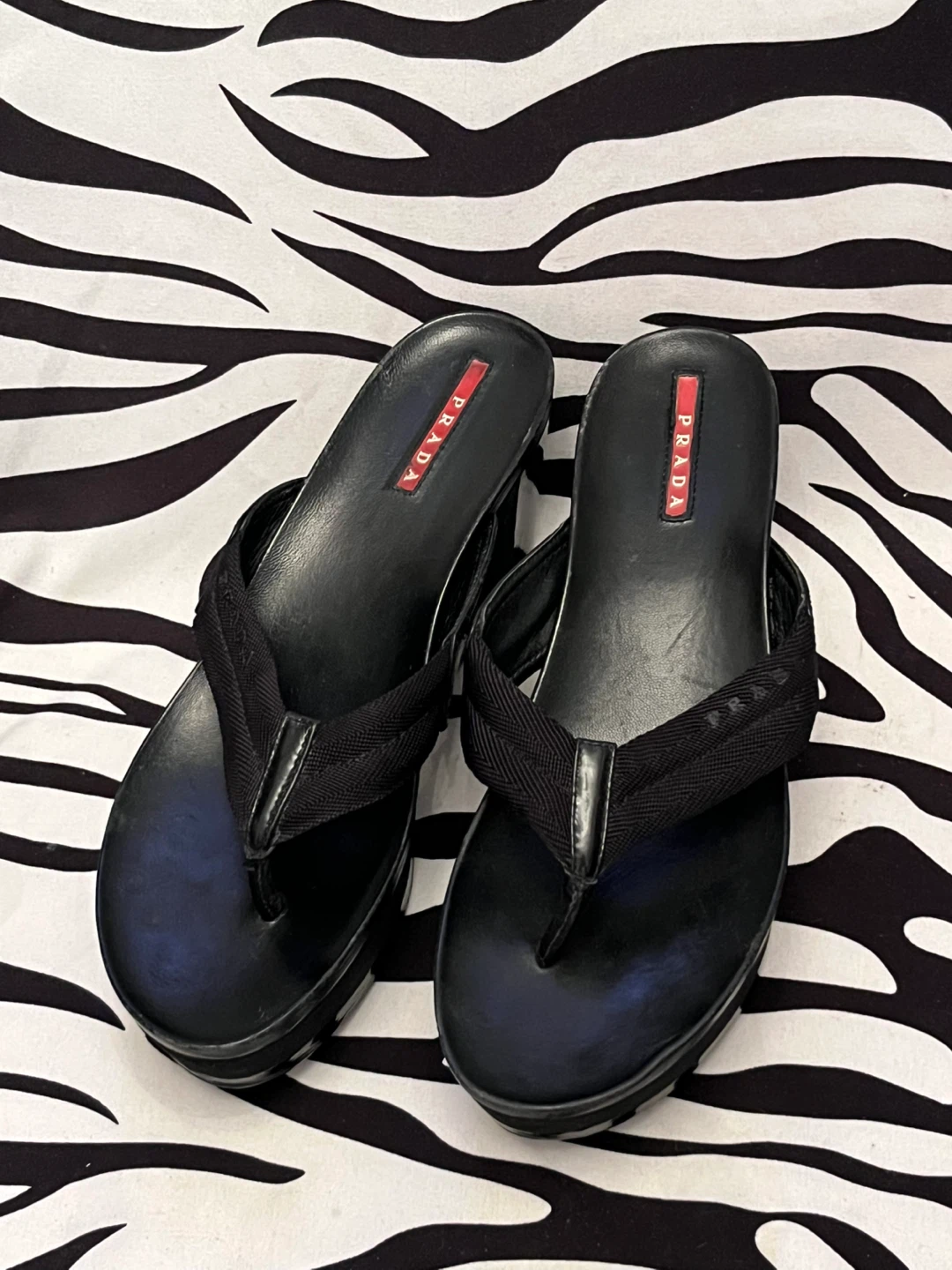 🖤  Prada platform wedge thong sandals Size 38.5 Women’s 🖤 - photo 2