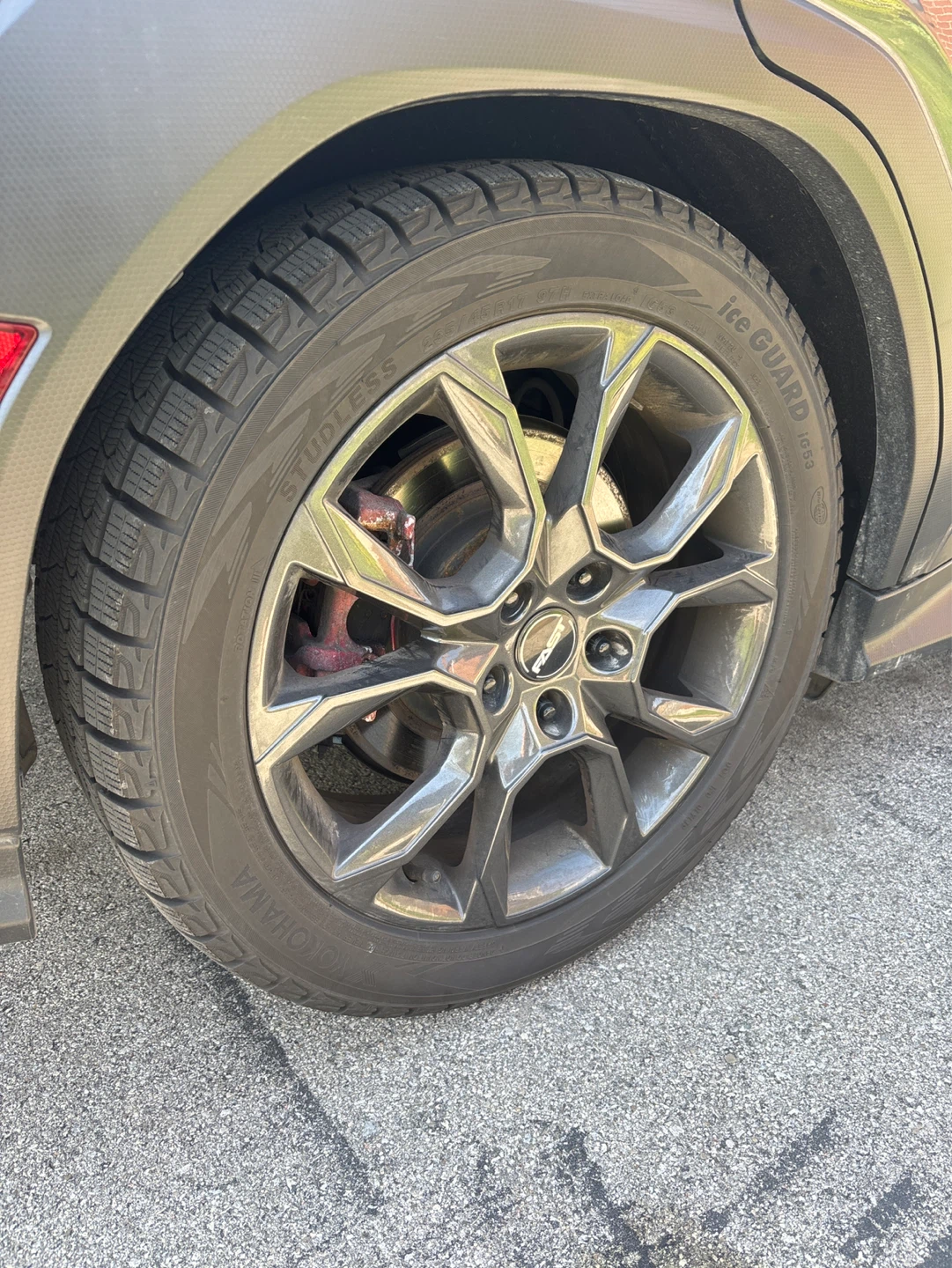 Yokohama Ice Guard Winter Tires Studless 225/65R17 102T - photo 3