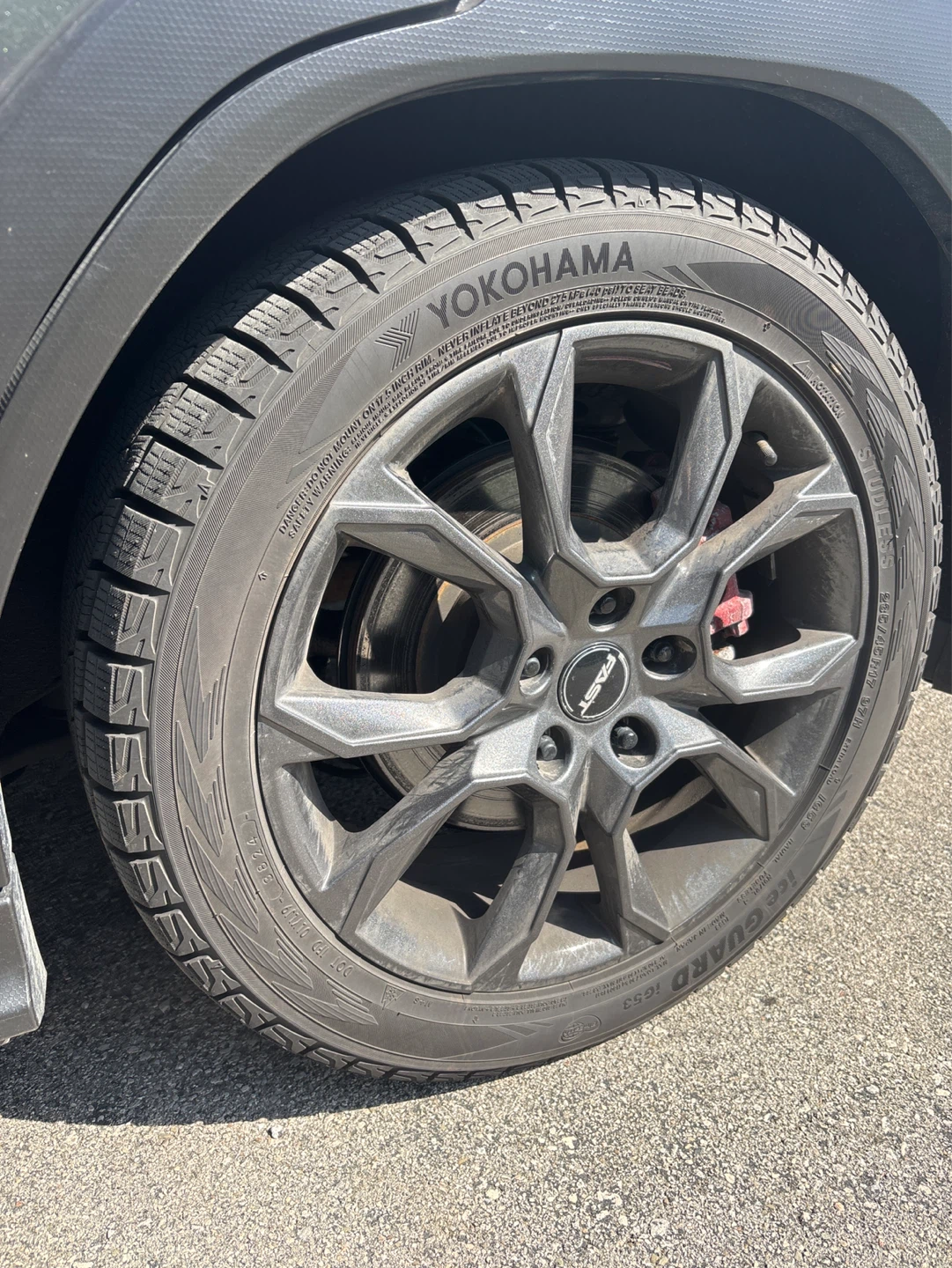 Yokohama Ice Guard Winter Tires Studless 225/65R17 102T