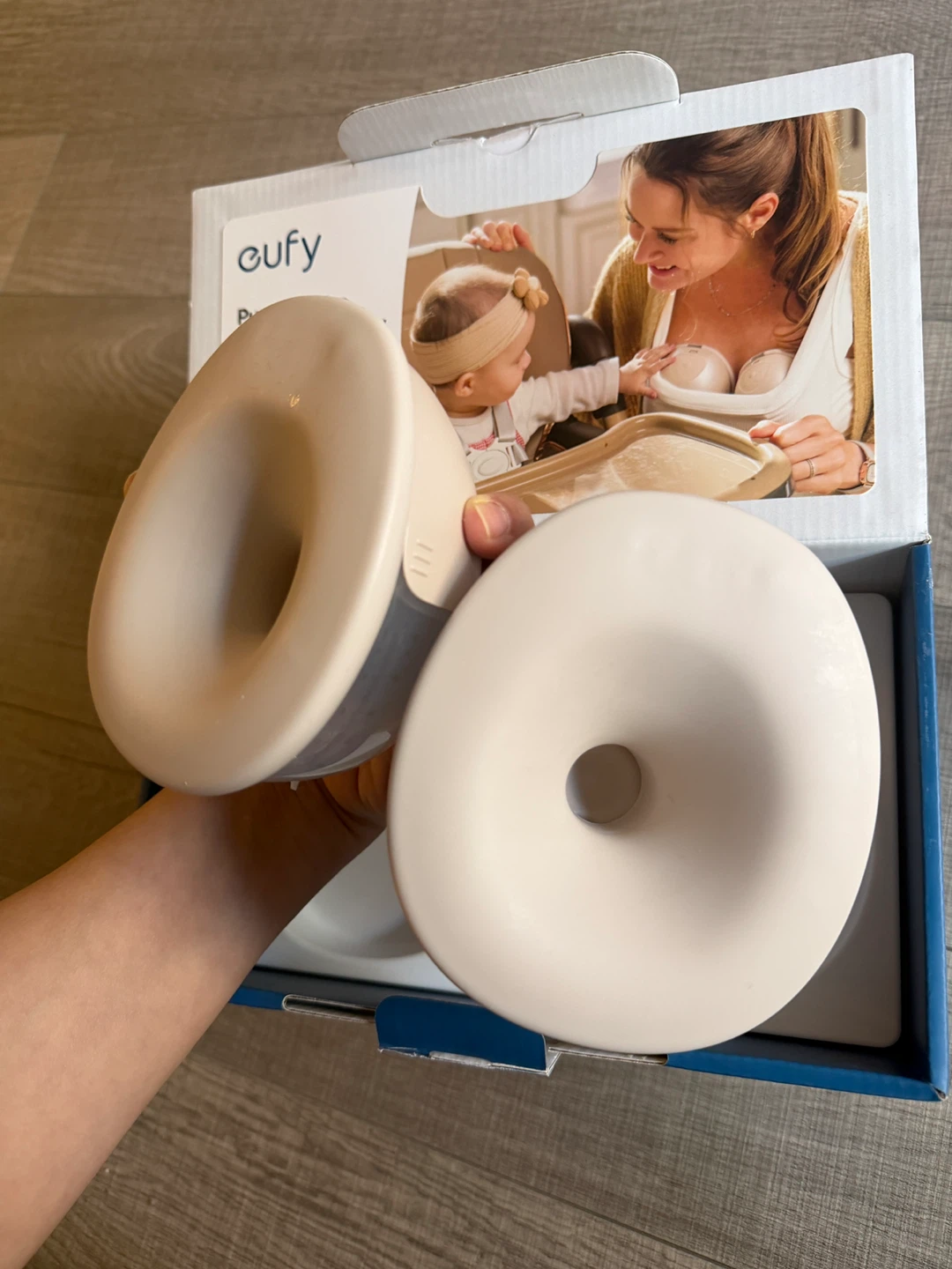 Eufy Wearable Double Electric Breast Pump - photo 2