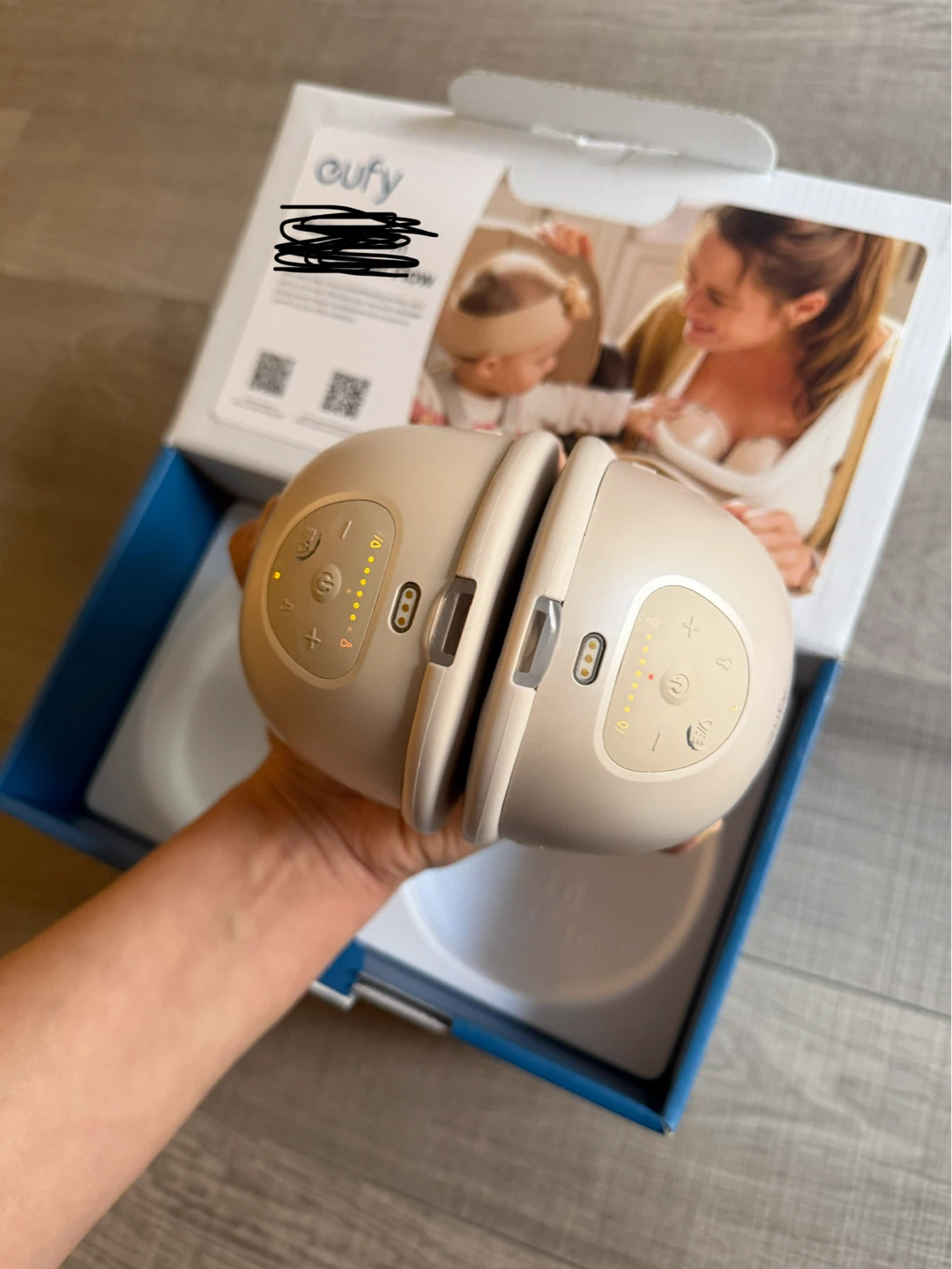 Eufy Wearable Double Electric Breast Pump - photo 3