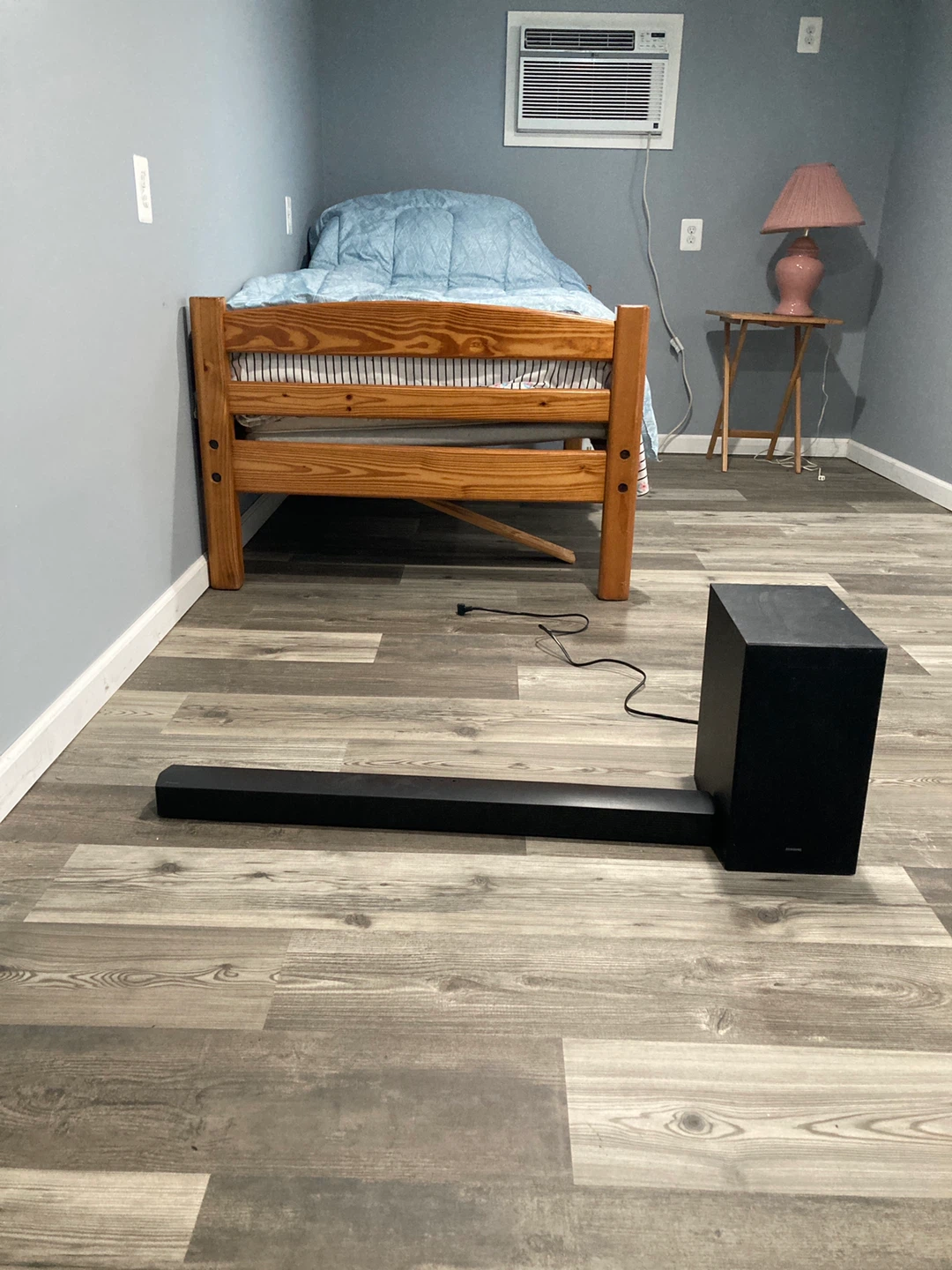 Samsung Soundbar with Subwoofer