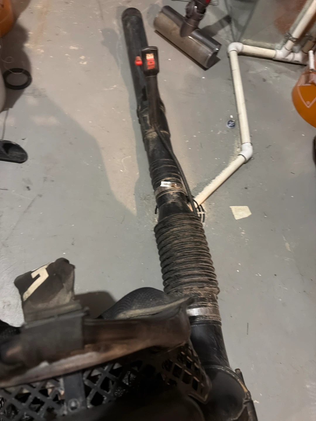 Makita BBX7600N MM4 Leaf Blower - photo 2