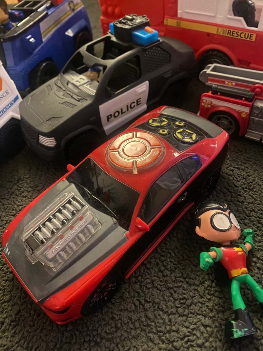 Emergency vehicle toy lot - photo 5