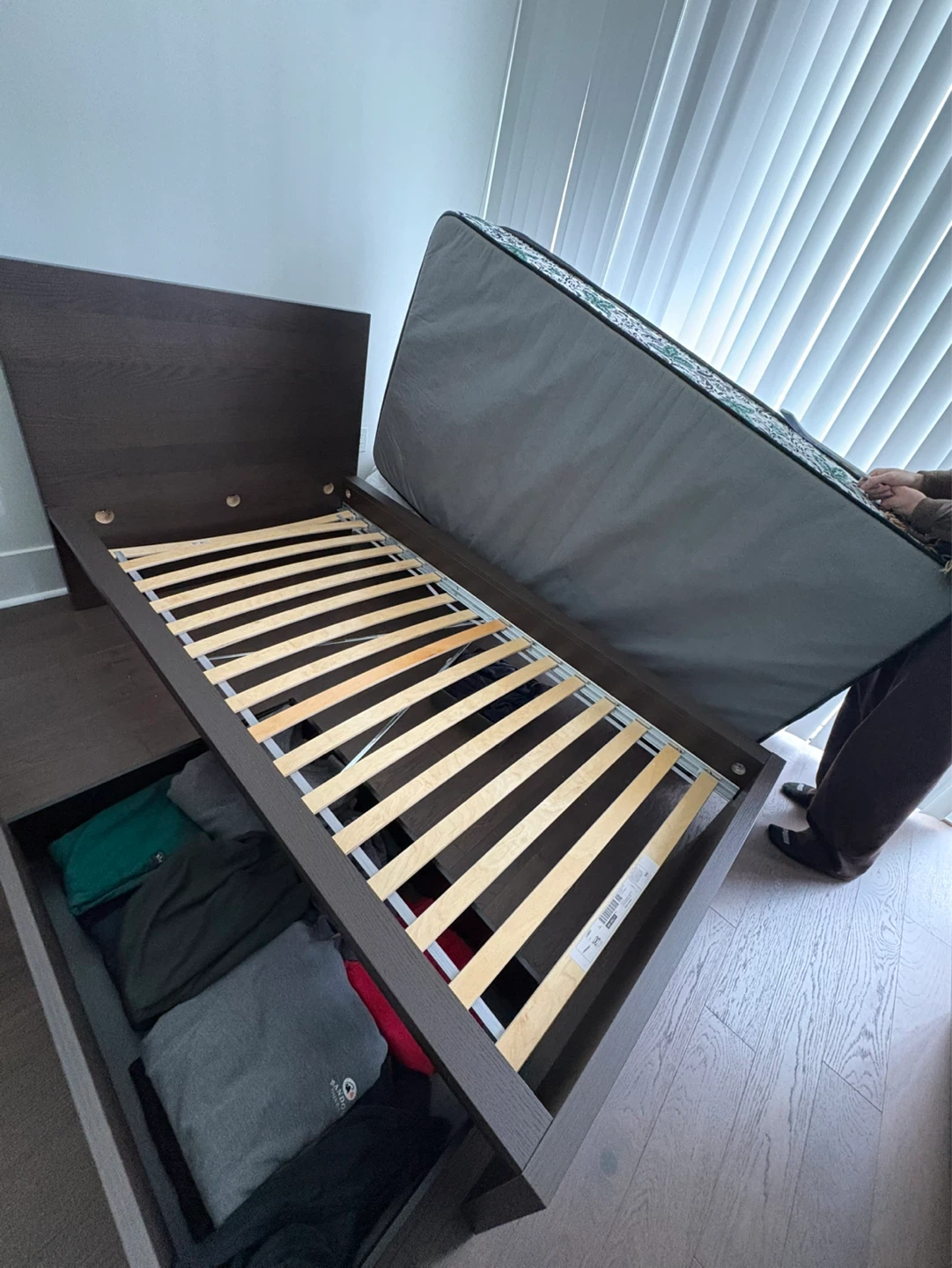 Dark Wood Twin Bed Frame - photo 3