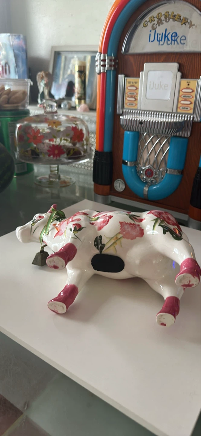 Ceramic Cow Figurine with Floral Pattern - photo 4