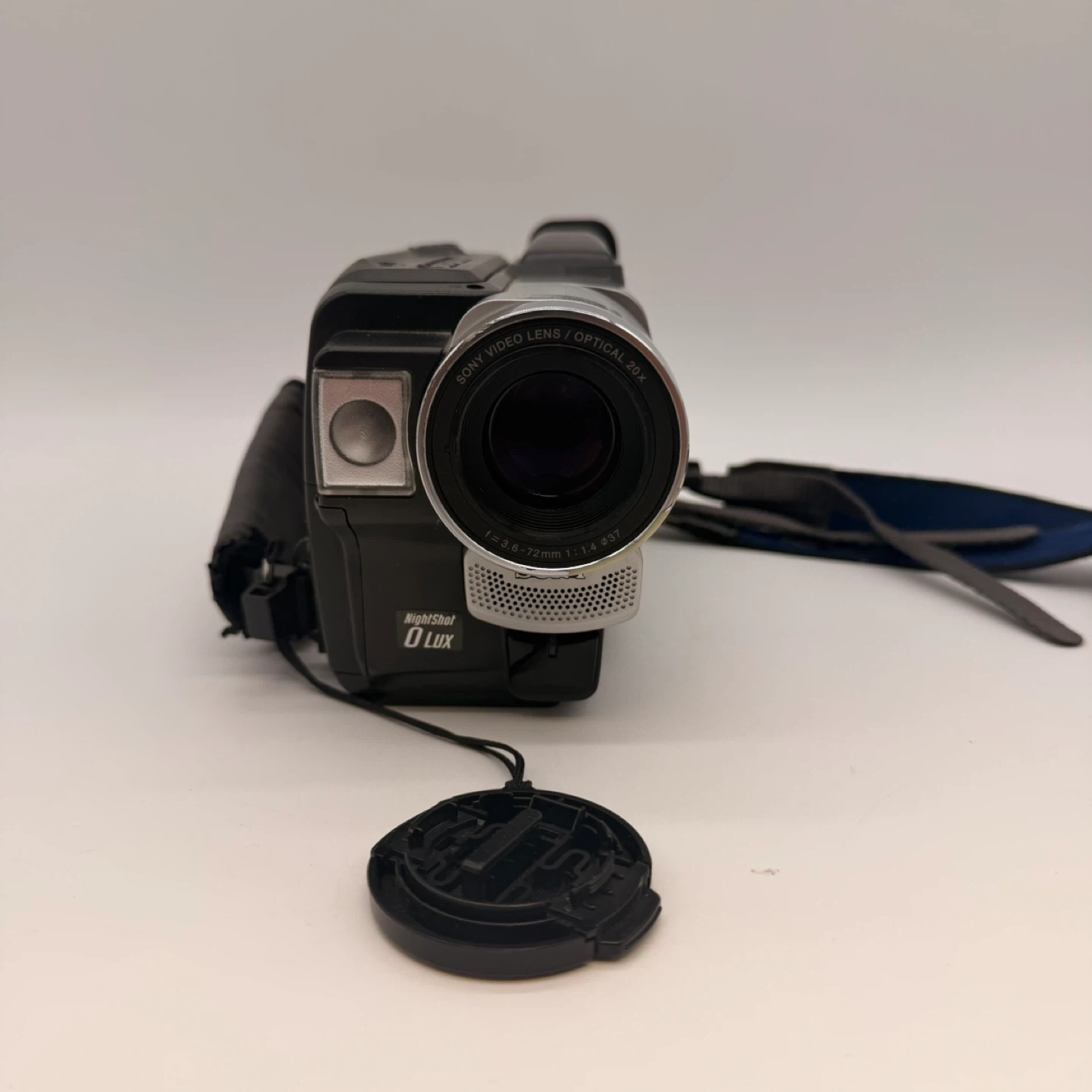 Sony CCD-TRV58 Handycam Hi8 Camcorder Bund - photo 4