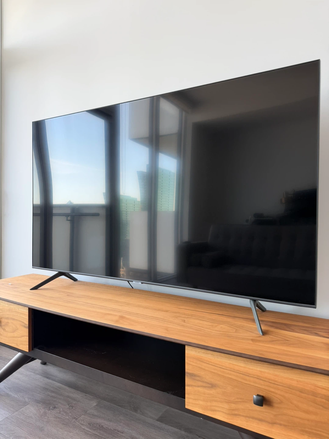 Samsung 65" Q60T 4K Ultra HD HDR Smart QLED TV - photo 2