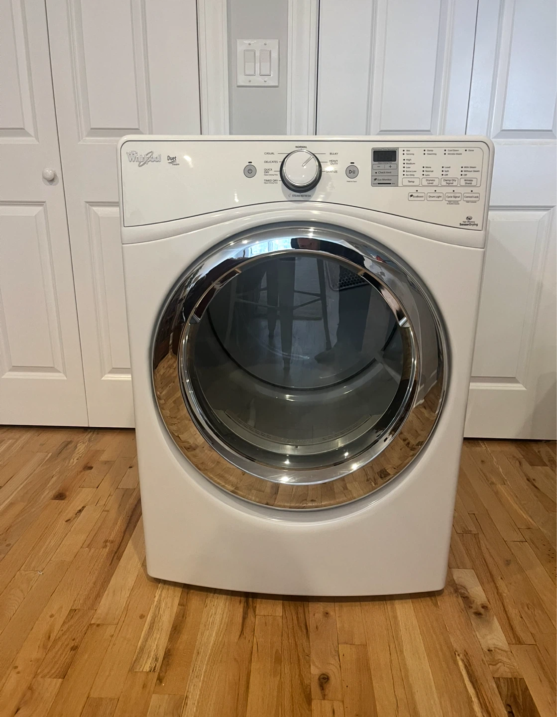 Whirlpool Duet Electric Dryer w steam cycle
