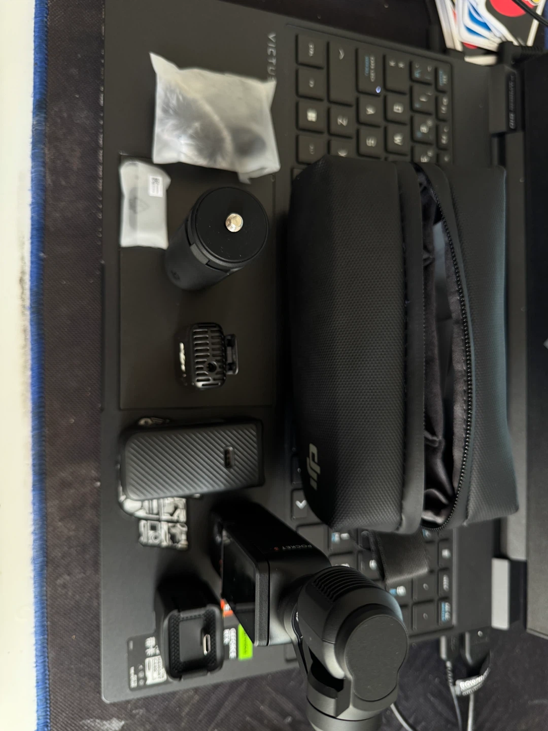DJI Pocket 3 Creator Combo Gimbal - photo 2