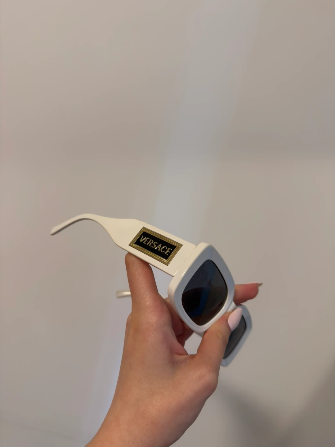Versace White Sunglasses - photo 3