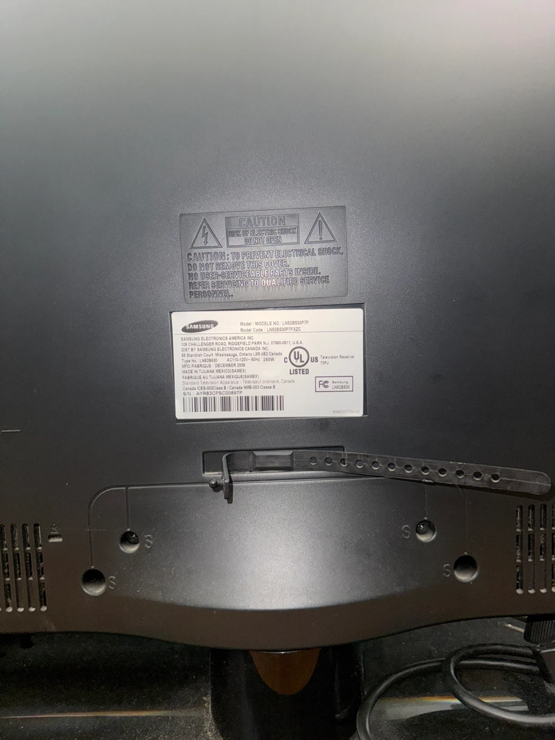 55” Samsung TV LCD HDTV - photo 2