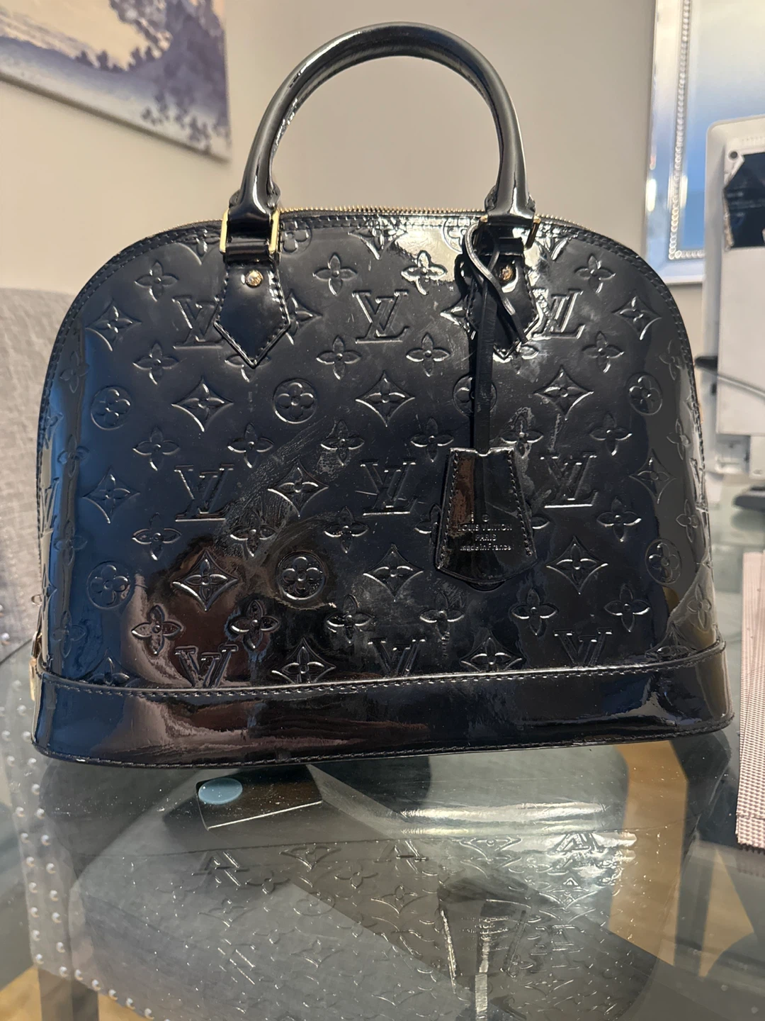 Louis Vuitton Alma Handbag - photo 2