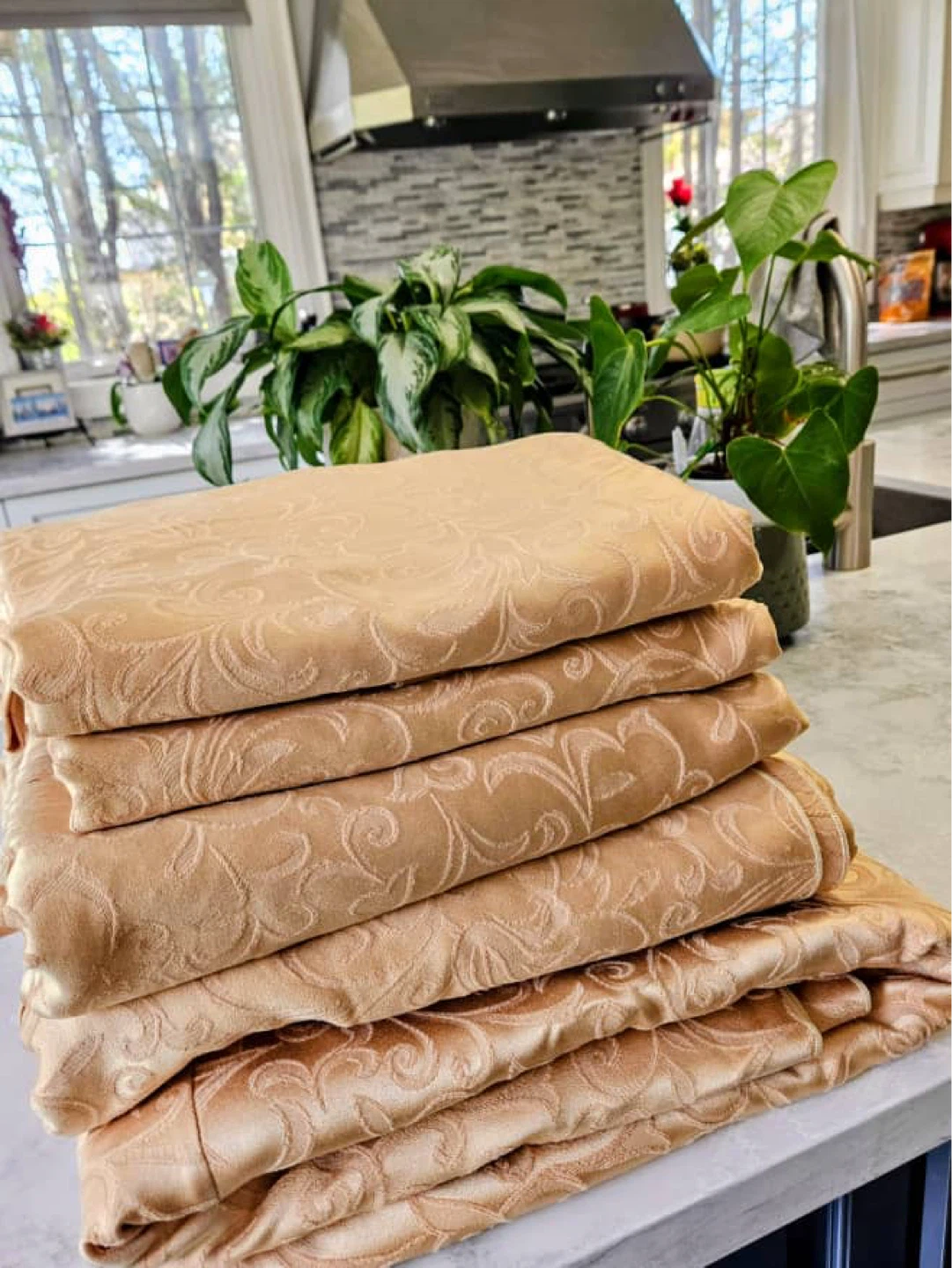 Set of 10 Folded Gold Damask Tablecloths -