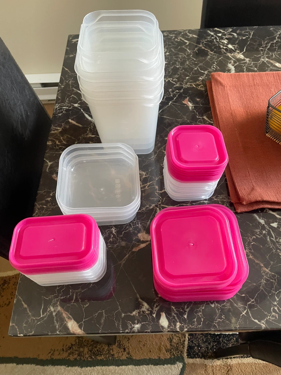 New 46 Piece Set Of Plastic Food Storage Containers with Lids - photo 2