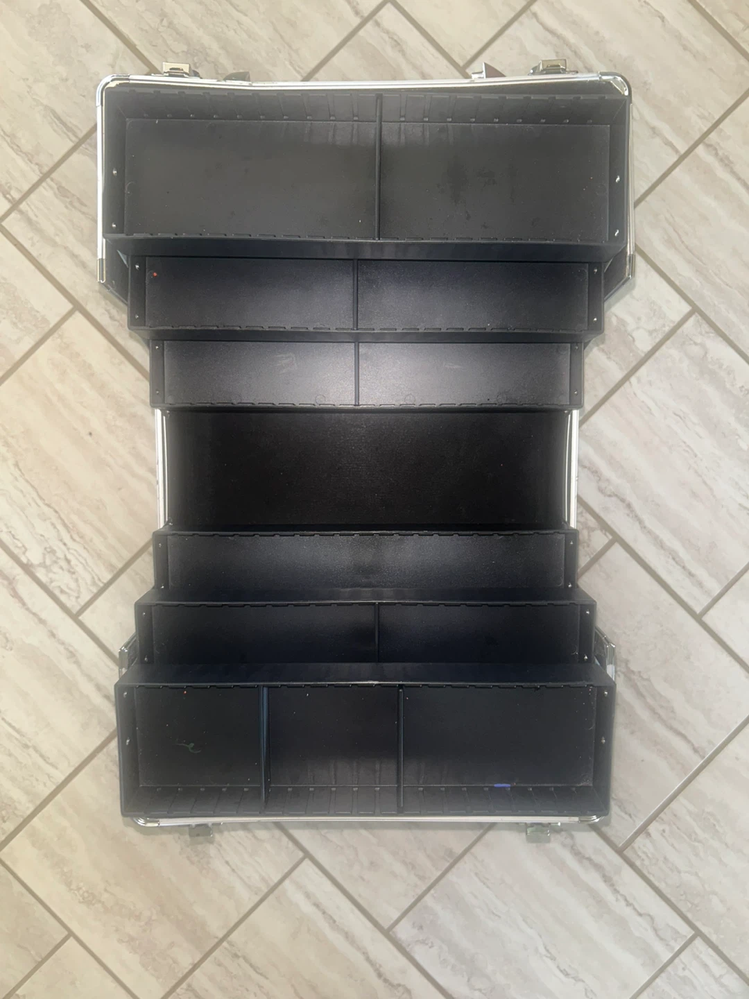 Pink Rolling Makeup Train Case - photo 2