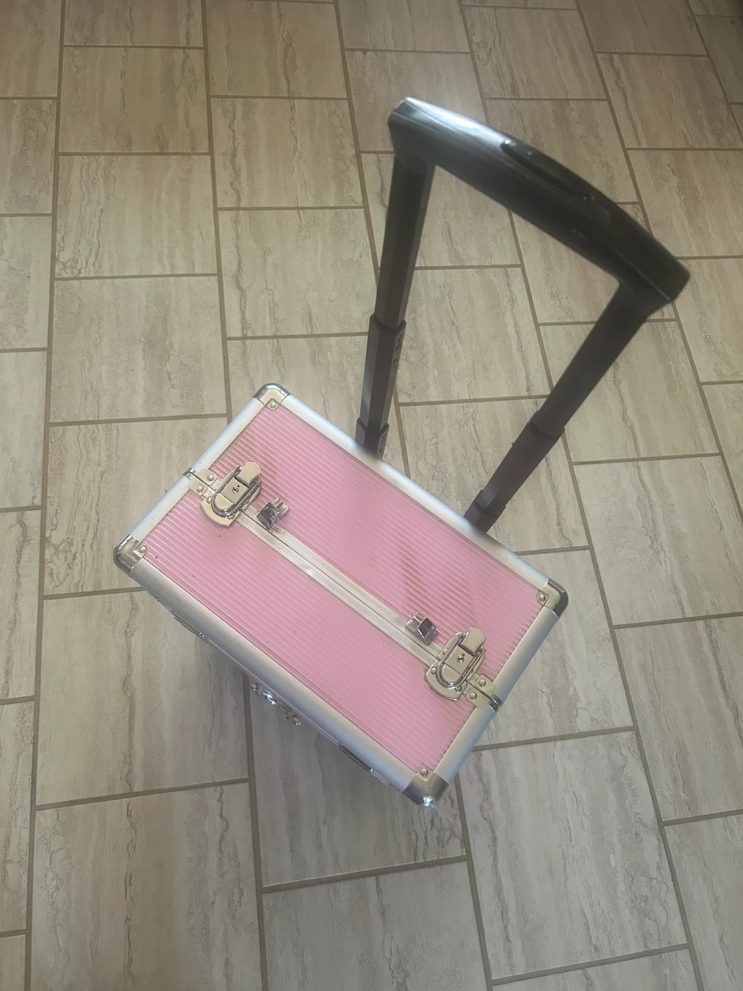 Pink Rolling Makeup Train Case - photo 5