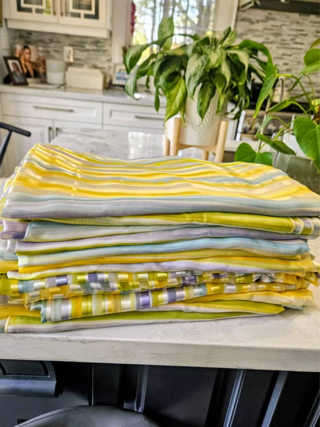 Set of 10. Around The Table Tablecloth 64" X 64"