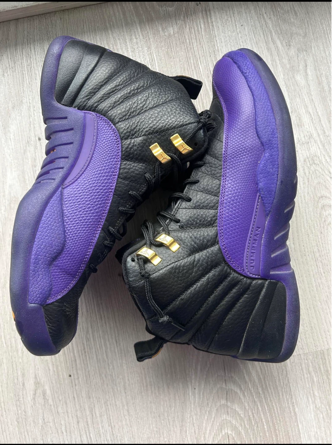 Air Jordan 12 Retro 'Reverse Flu Game' Men's Shoes - photo 2