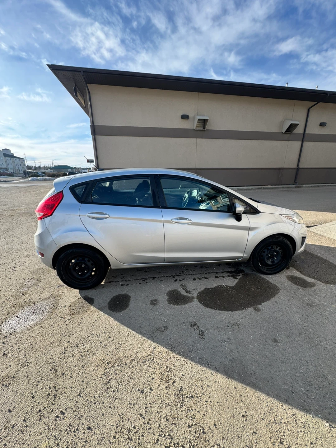 2012 Ford Fiesta - photo 3
