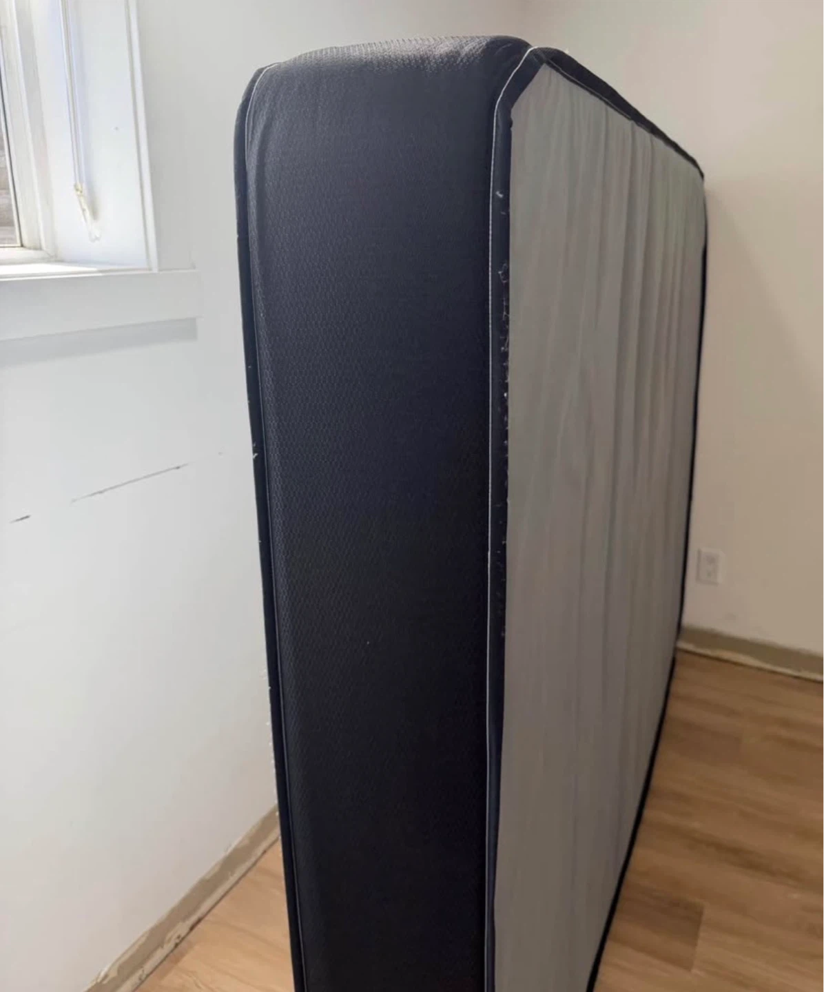 Queen Mattress - photo 3