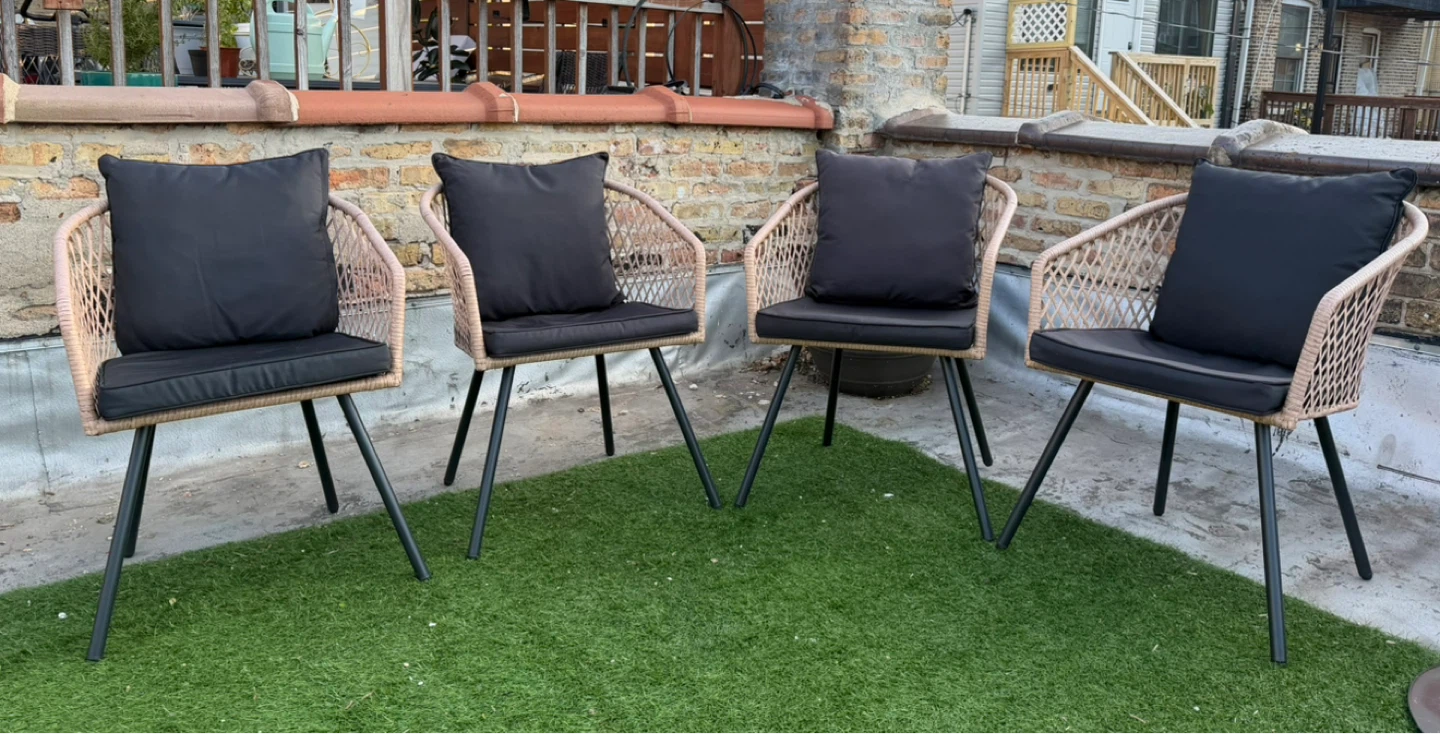 Wicker Outdoor Chairs with Black Cushions - photo 3