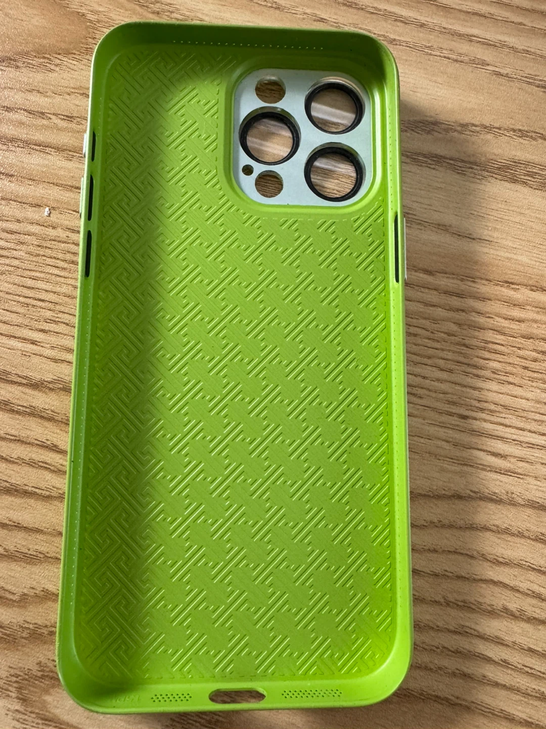 Green iPhone 15 Pro Max Case - photo 2