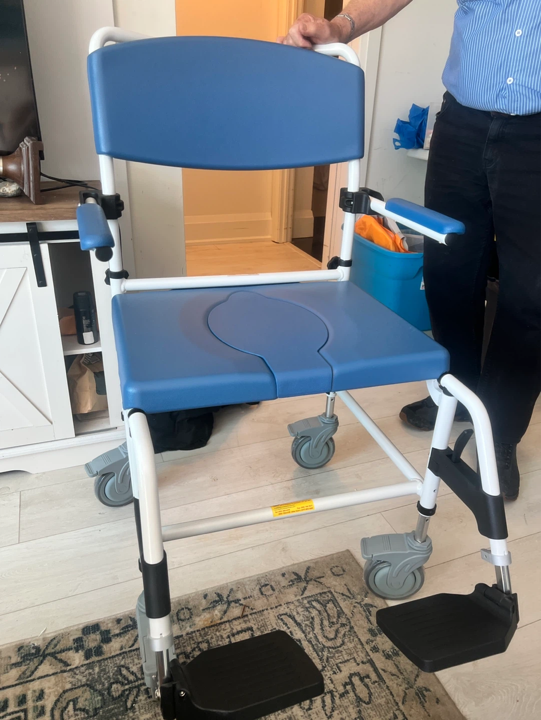 Shower commode chair with wheels and bucket - photo 2