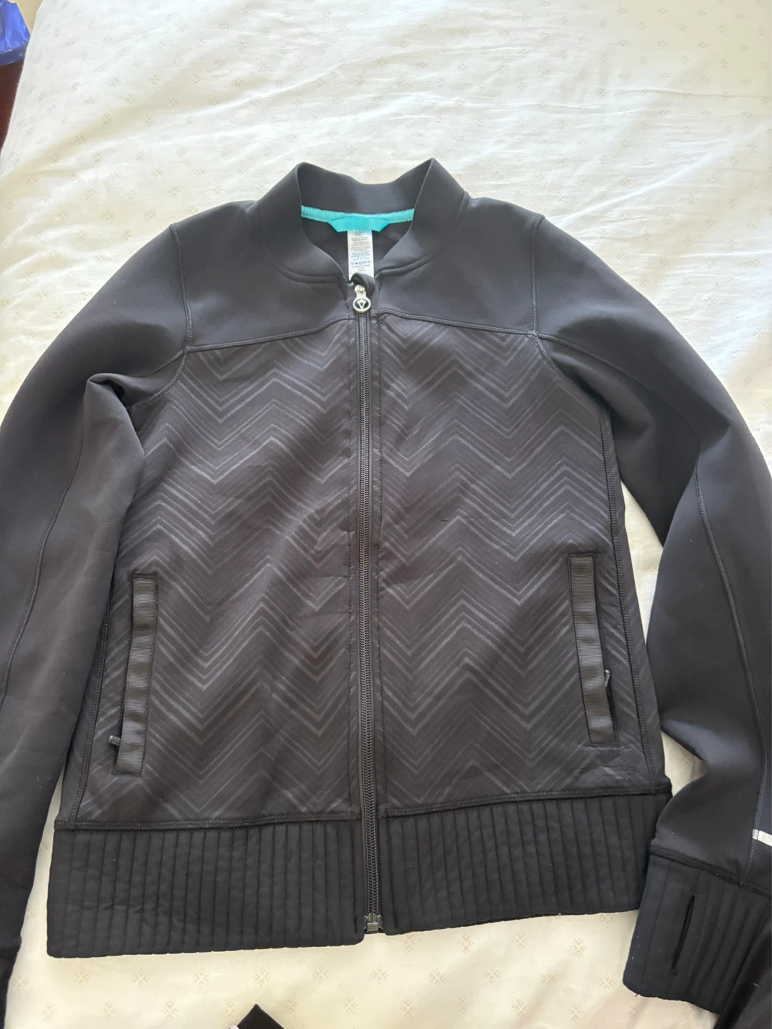 Ivivva Girls Black Chevron Full Zip Jacket
