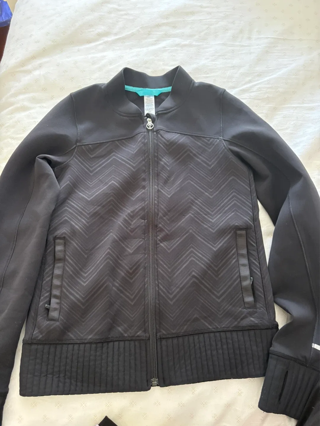 Ivivva Girls Black Chevron Full Zip Jacket