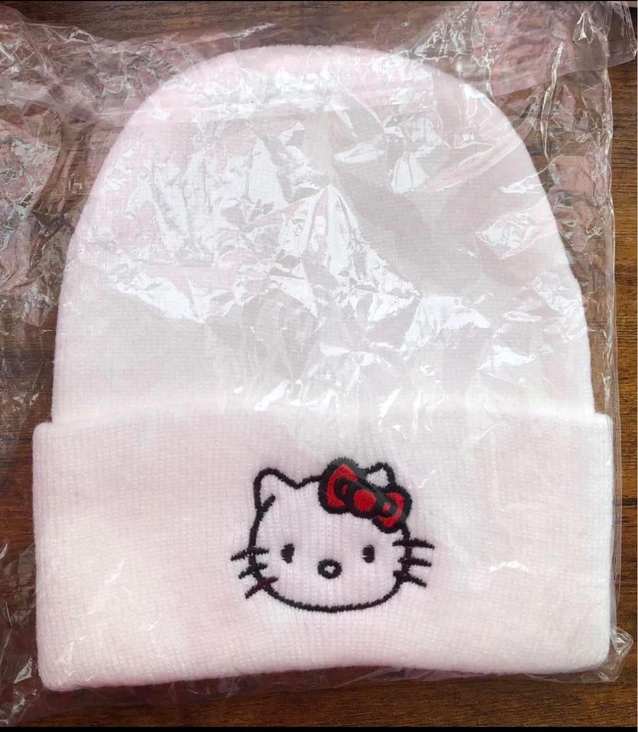 NEW White Hello Kitty Beanie