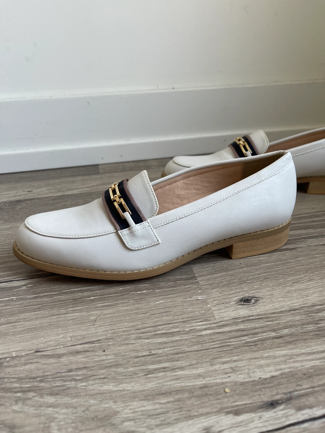 Japan Brand Jelly Beans White Loafers brand new - photo 3