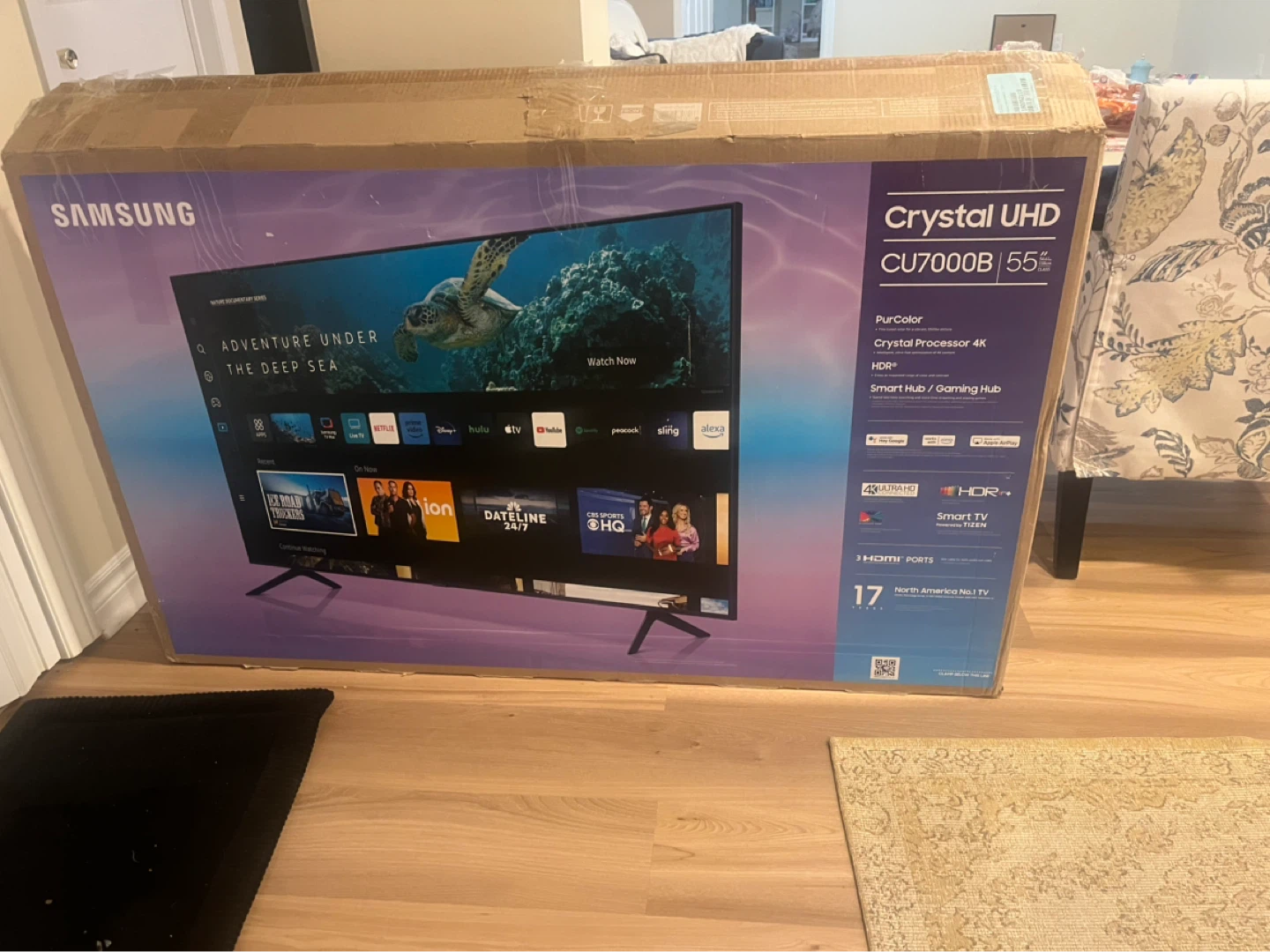 Samsung Crystal UHD CU7000B 55" Smart TV - photo 2