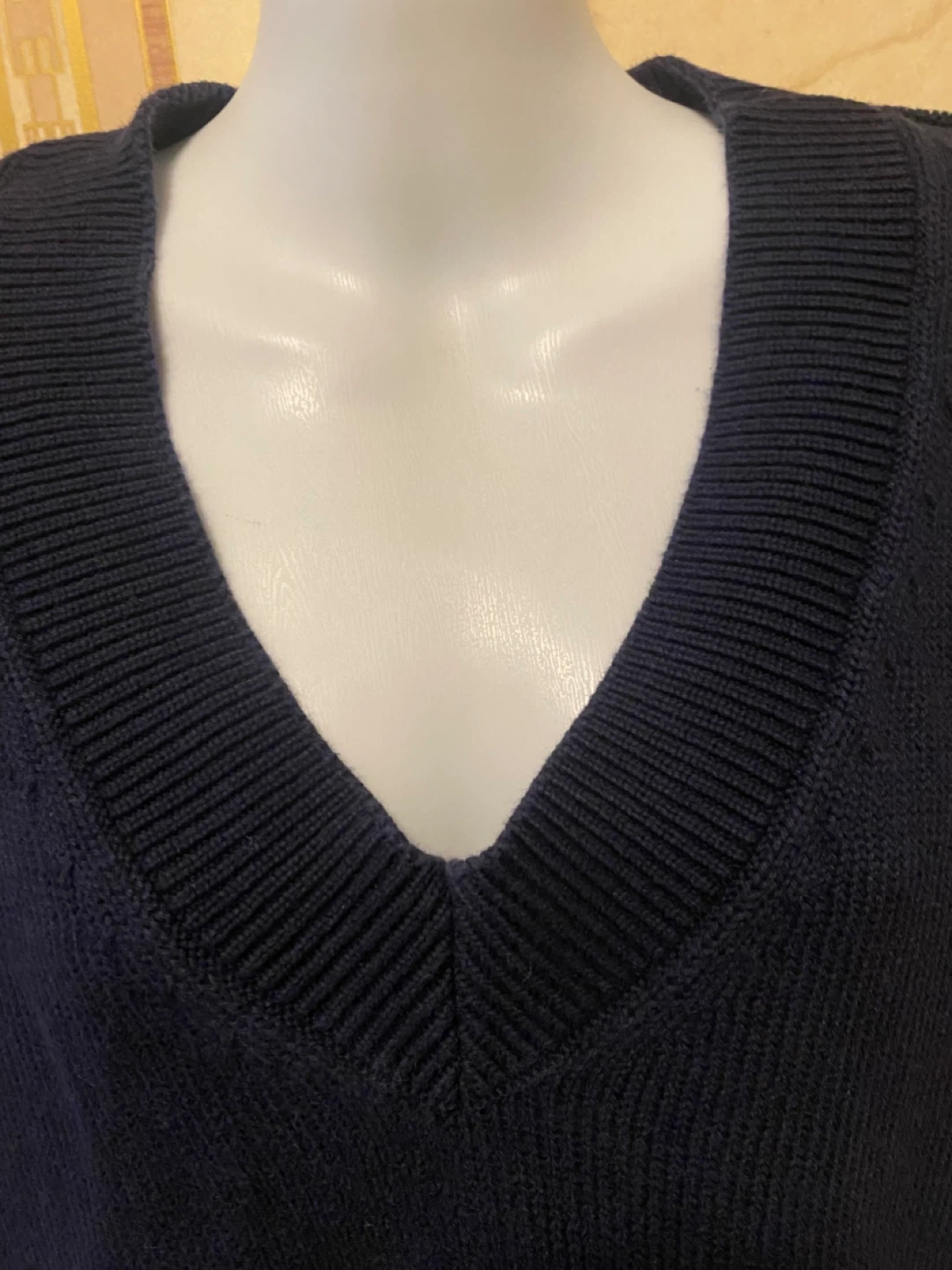 GAP V-neck Sweater - Navy Blue - photo 3