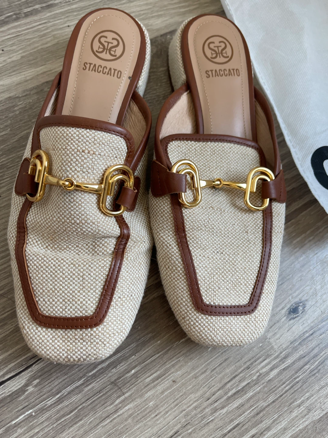 Staccato Scandals Beige/Brown Linen with Gold Hardware