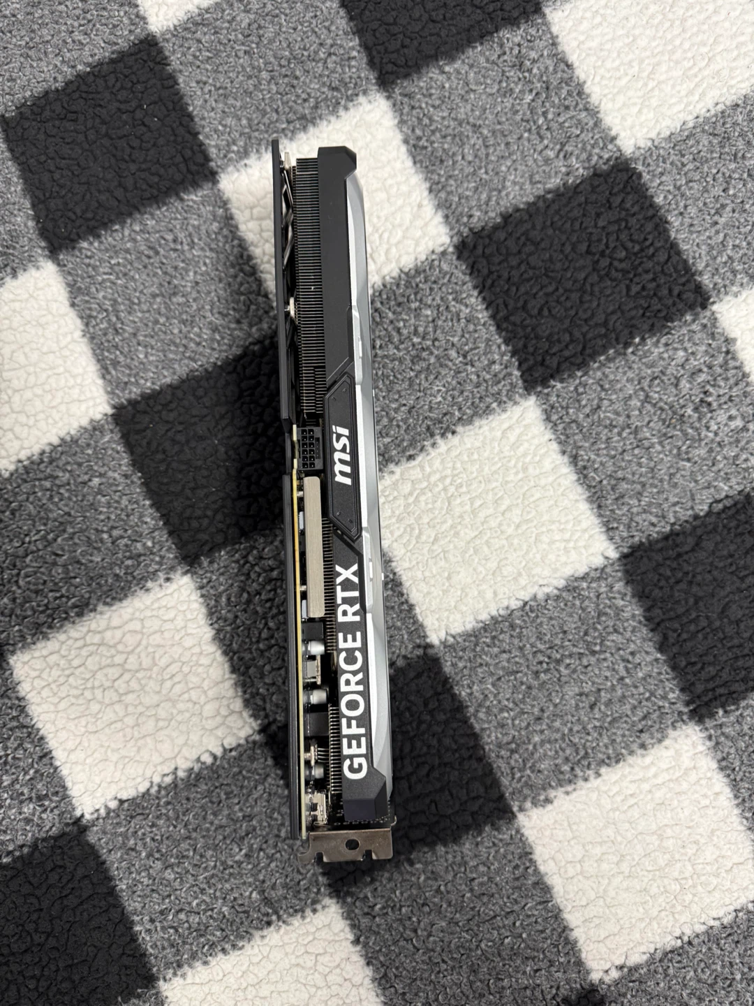 MSI GeForce RTX 4070 Super Graphics Card - photo 3