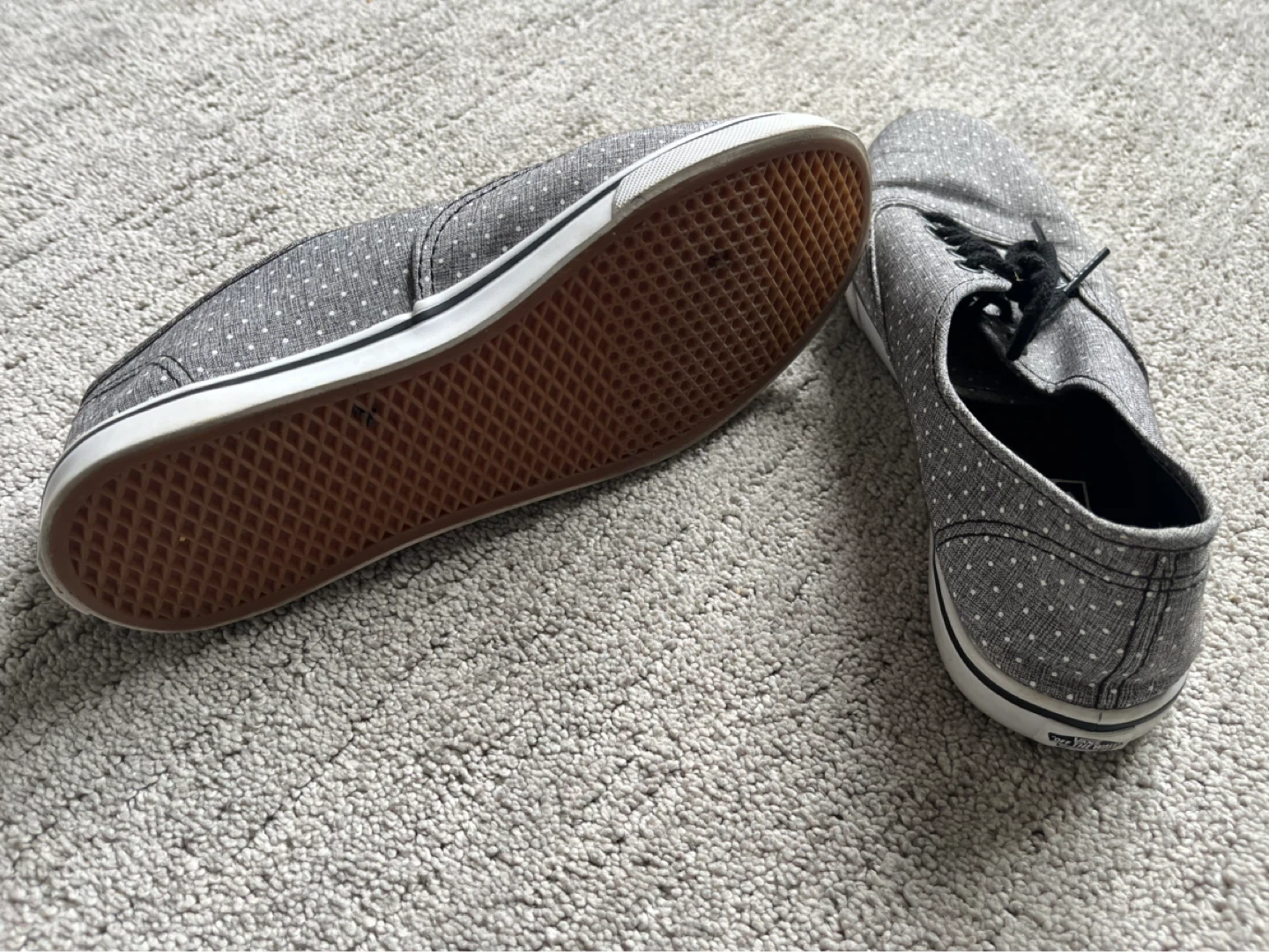 Women’s Vans Size 8 MOVING SALE - photo 4