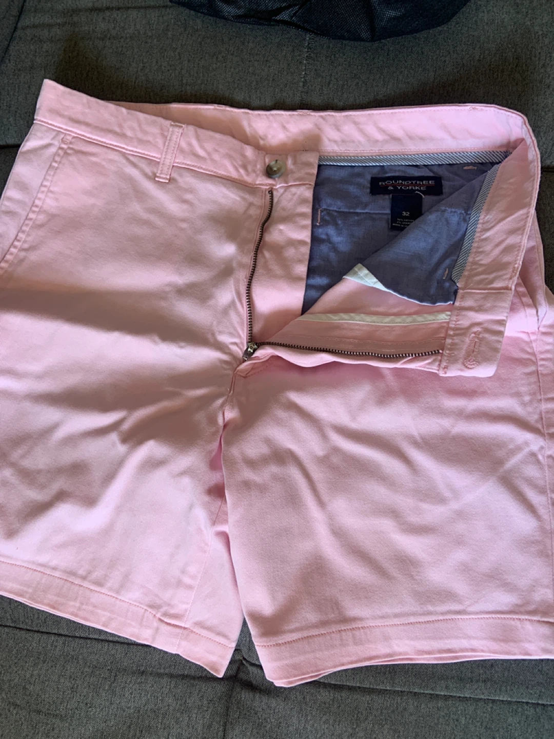 Roundtree & Yorke Pink Chino Shorts Size 32 - photo 2