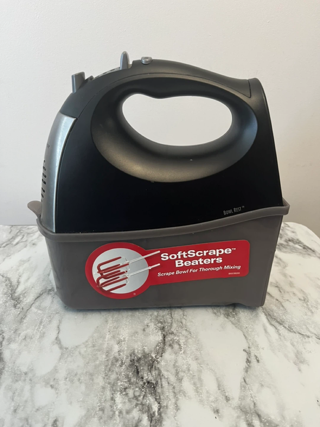 Hamilton Beach Hand Mixer with SoftScrape Beaters