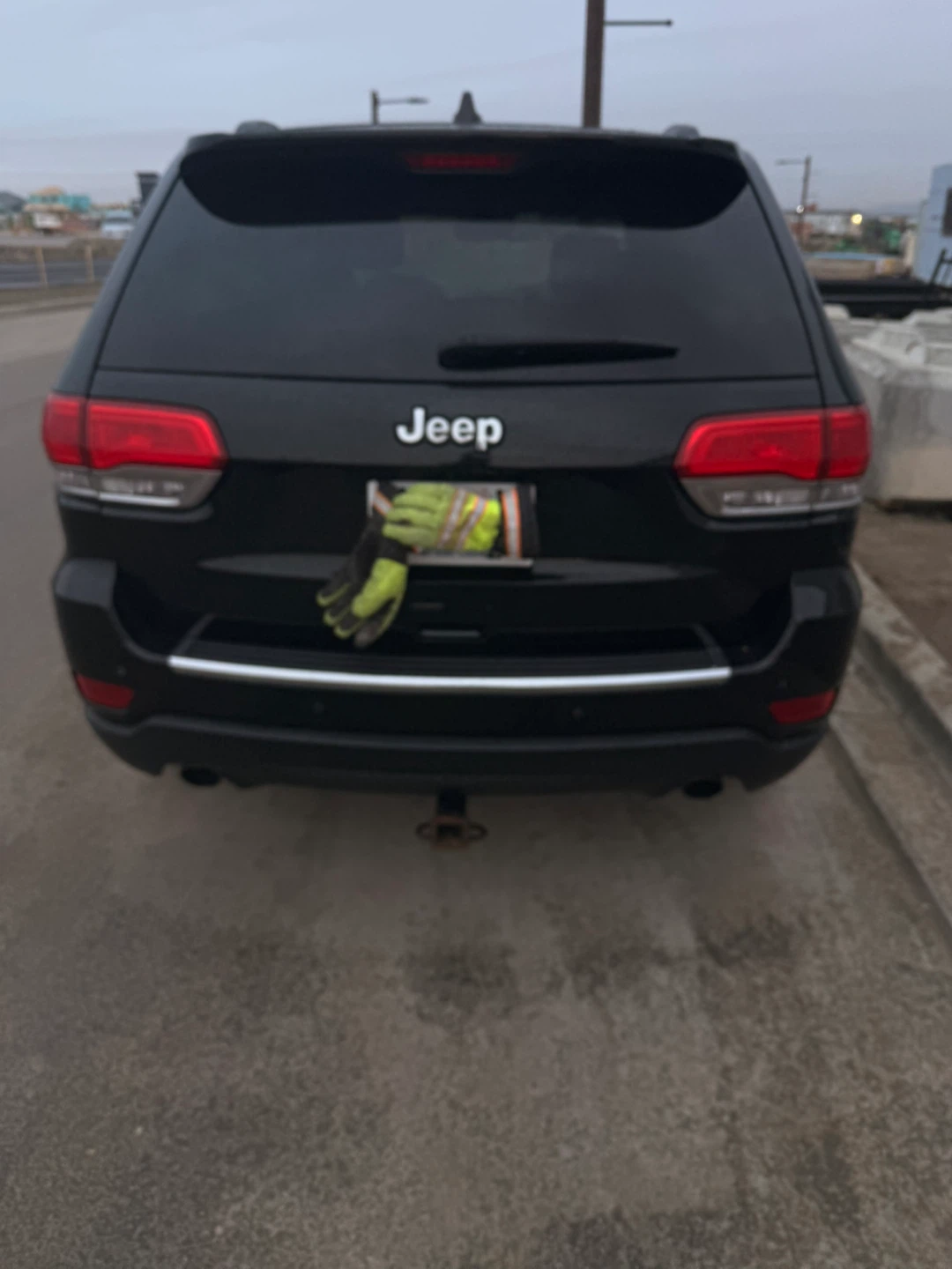 Black Jeep Grand Cherokee - photo 4