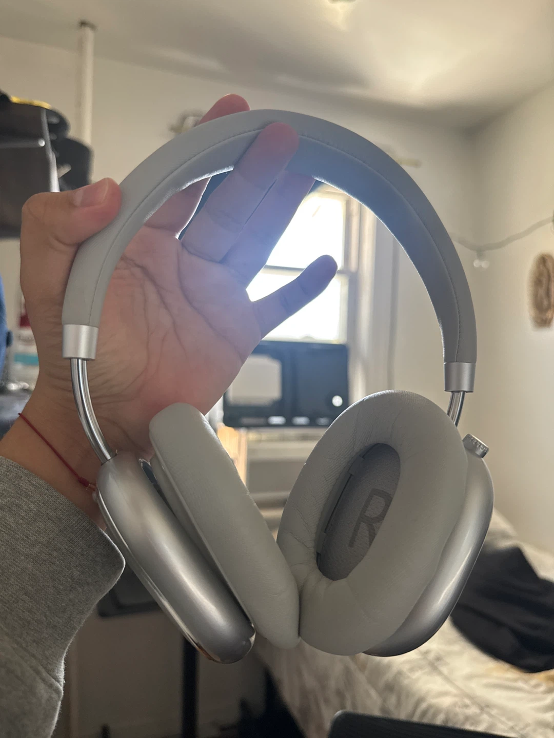 Smyth Over-Ear Headphones