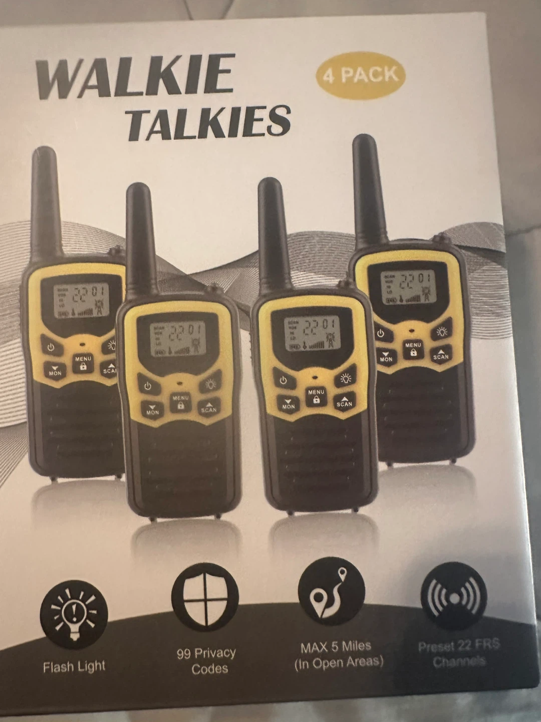 4 Pack Walkie Talkies NEW - photo 2