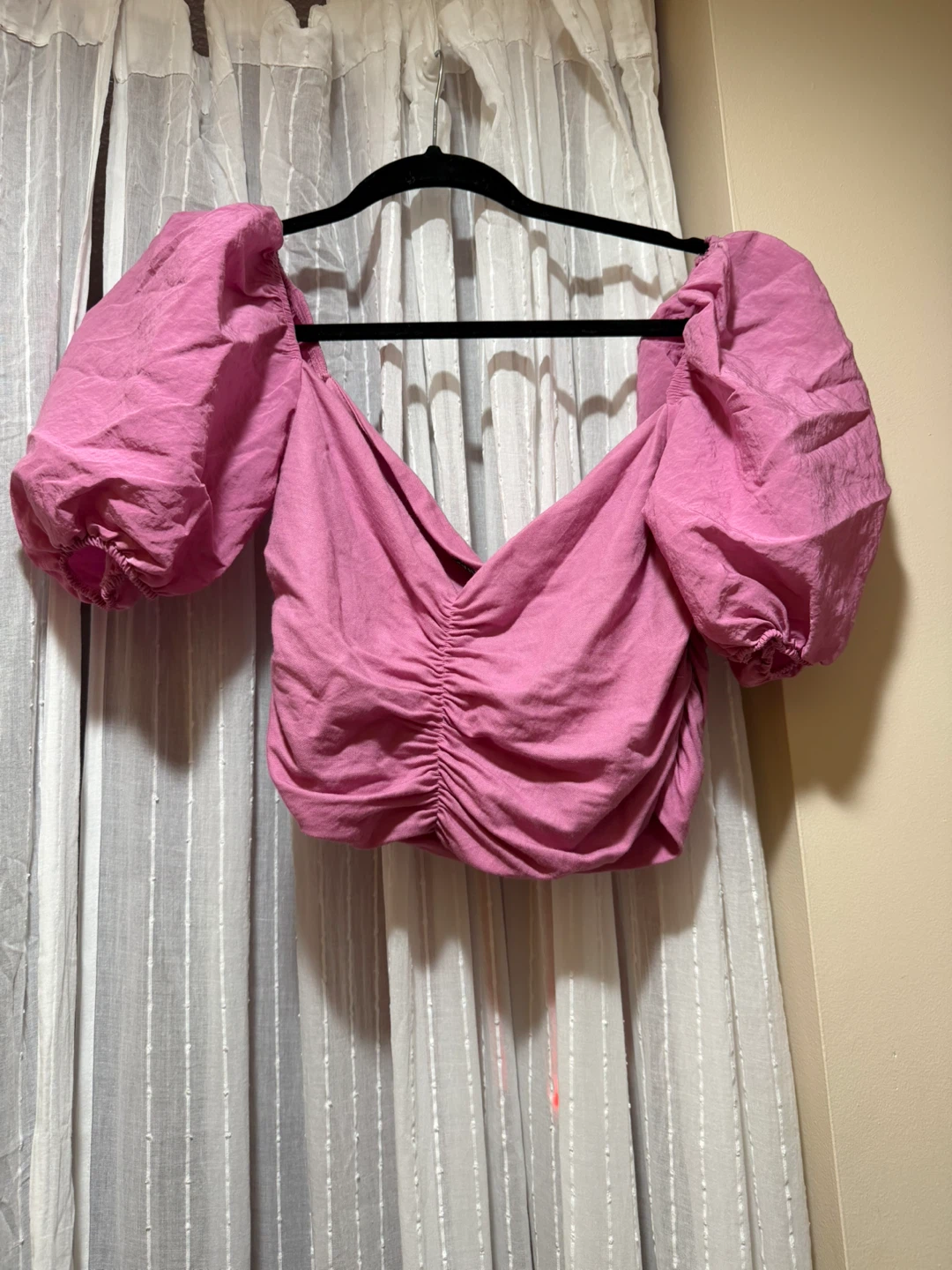 Pink Puff Sleeve Ruched Crop Top