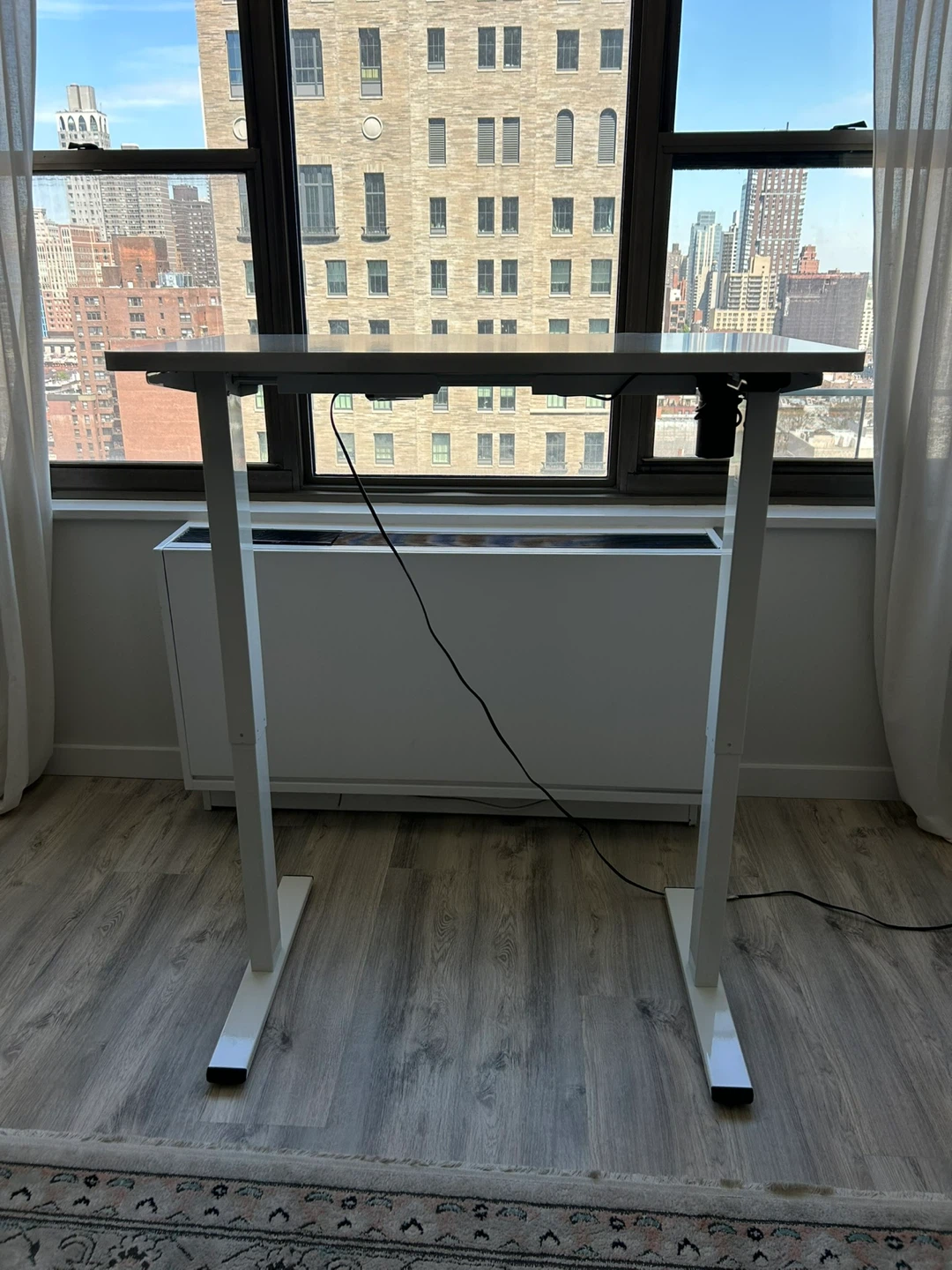 White Electric Standing Desk - photo 4
