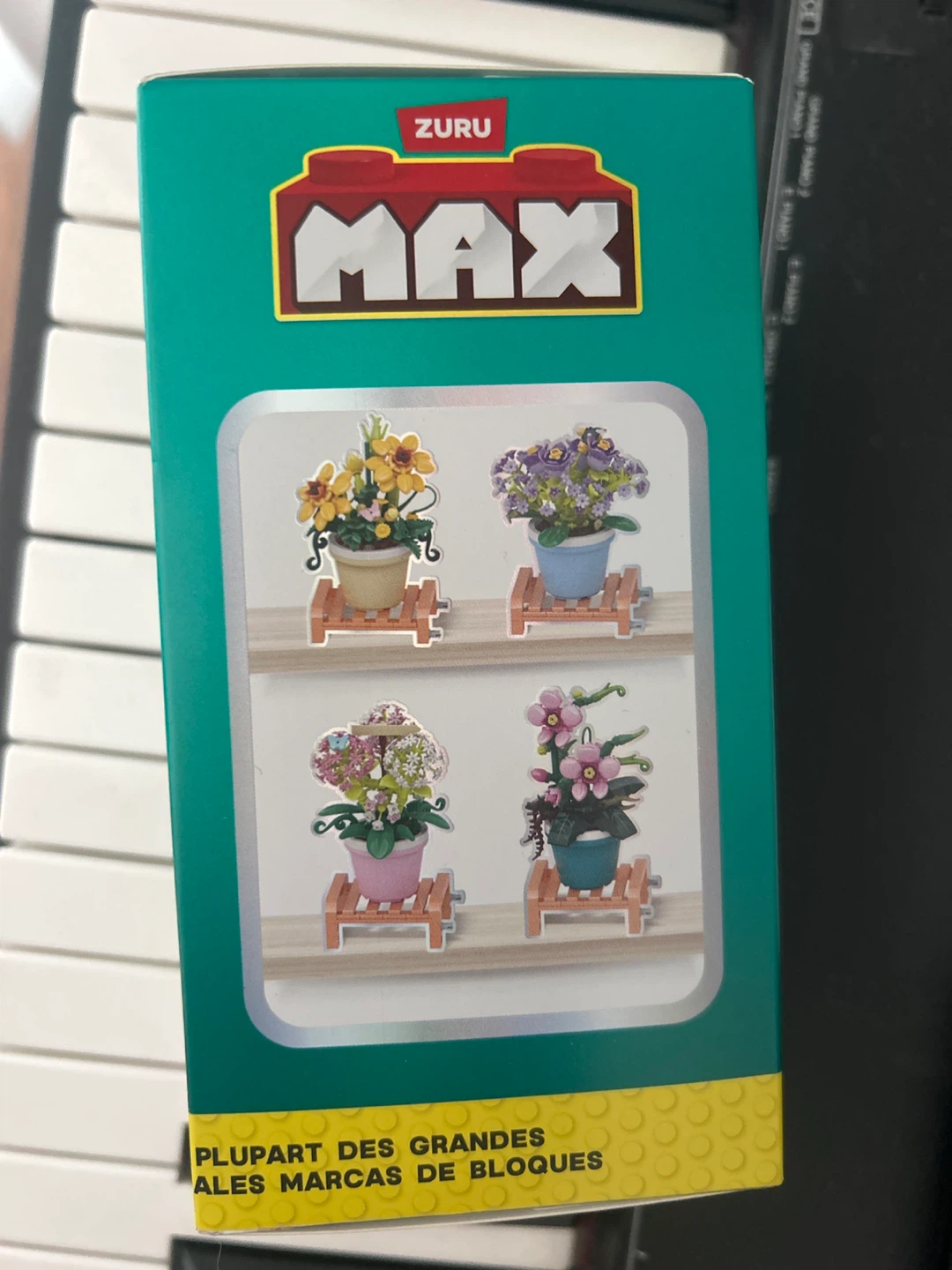 BNIB Zuru Max Garden Building Blocks Set - 192 pcs - photo 3