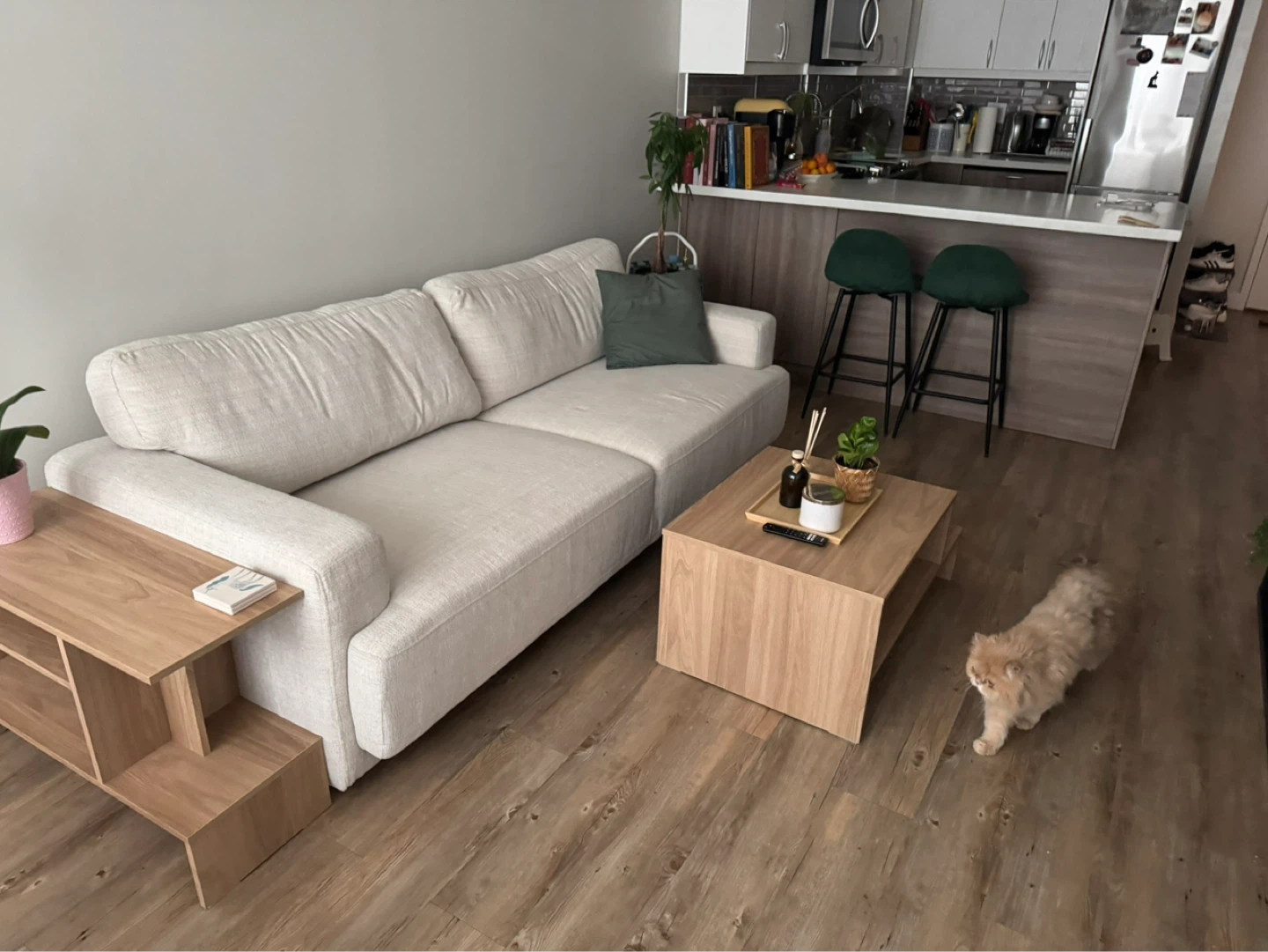 Structube cream couch - photo 3